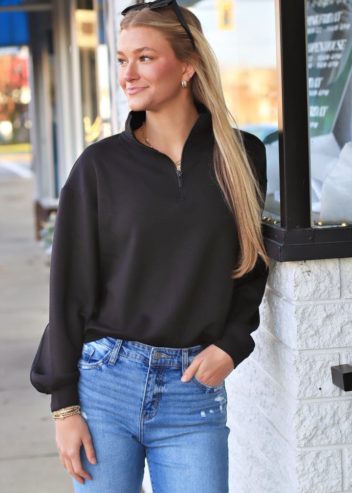 Scuba Half Zip Pullover in Black