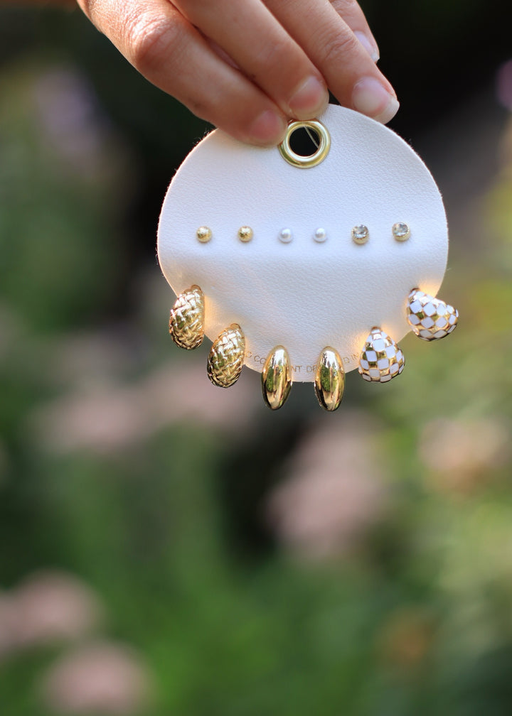 RESTOCK Mixed Huggie And Stud Earrings Set