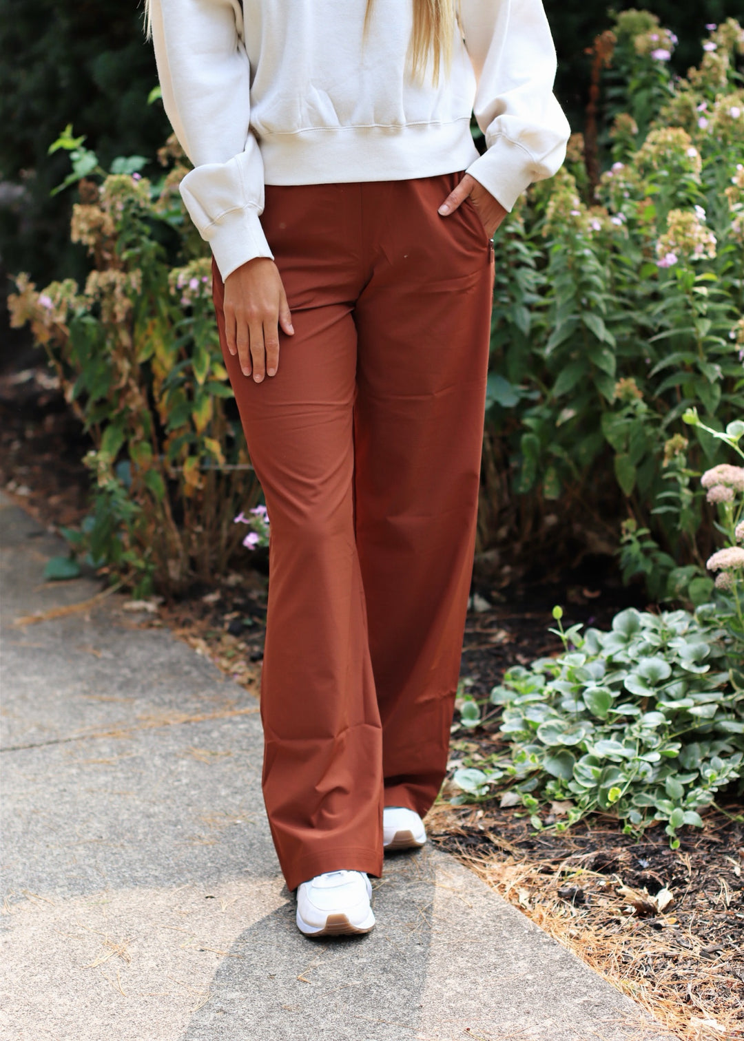 CLEARANCE FINAL SALE  Stretch Woven Straight Pants in Copper