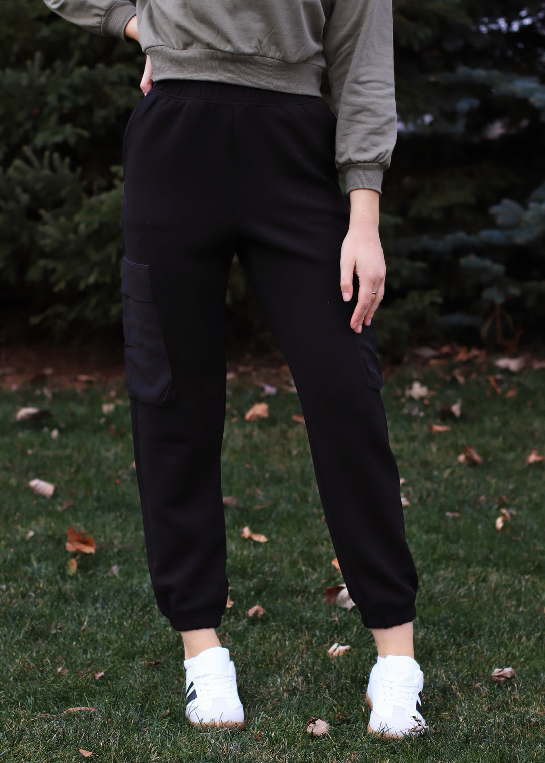 Marina Jogger Pants in Black