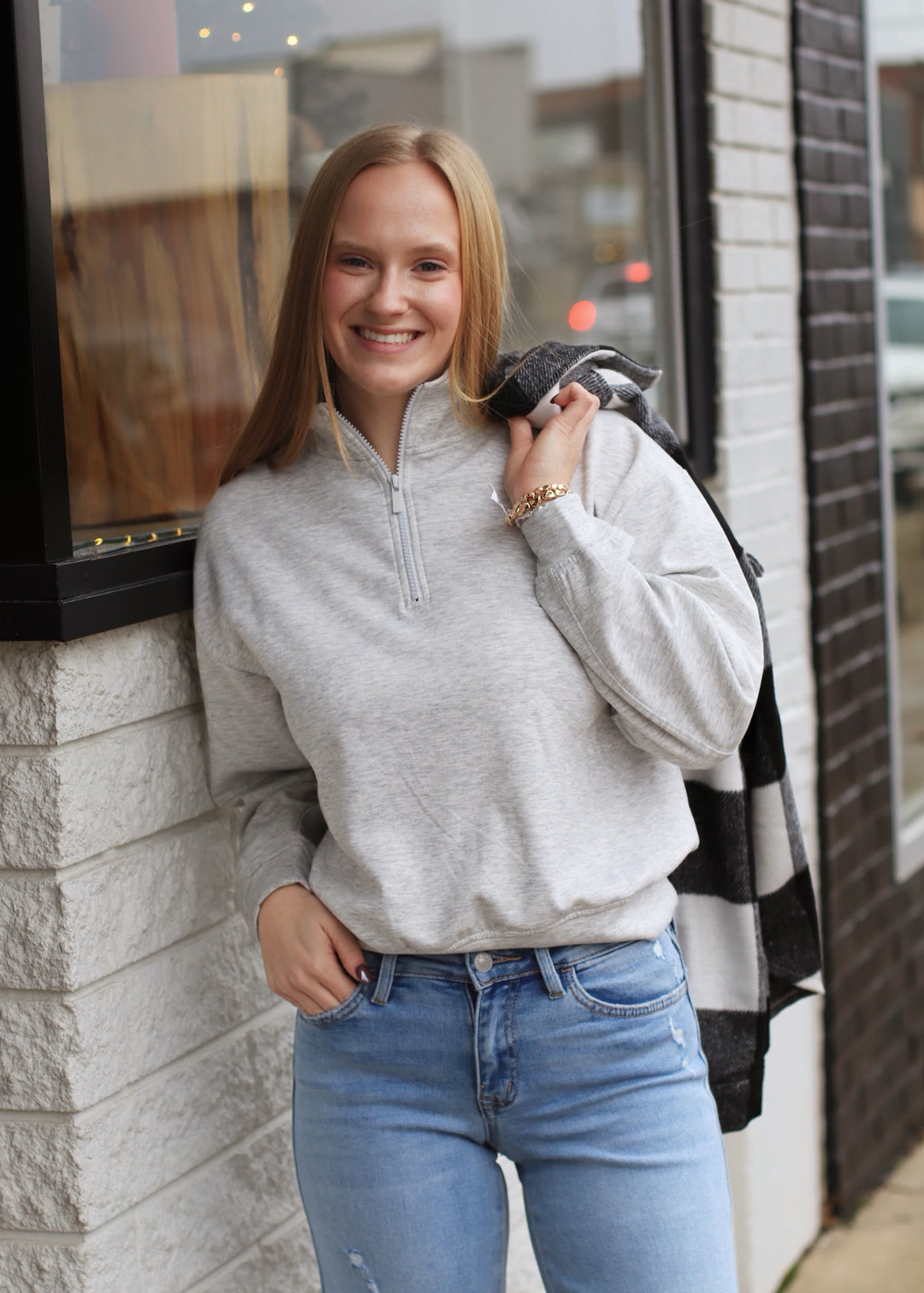 Scuba Half Zip Pullover in Heather Grey