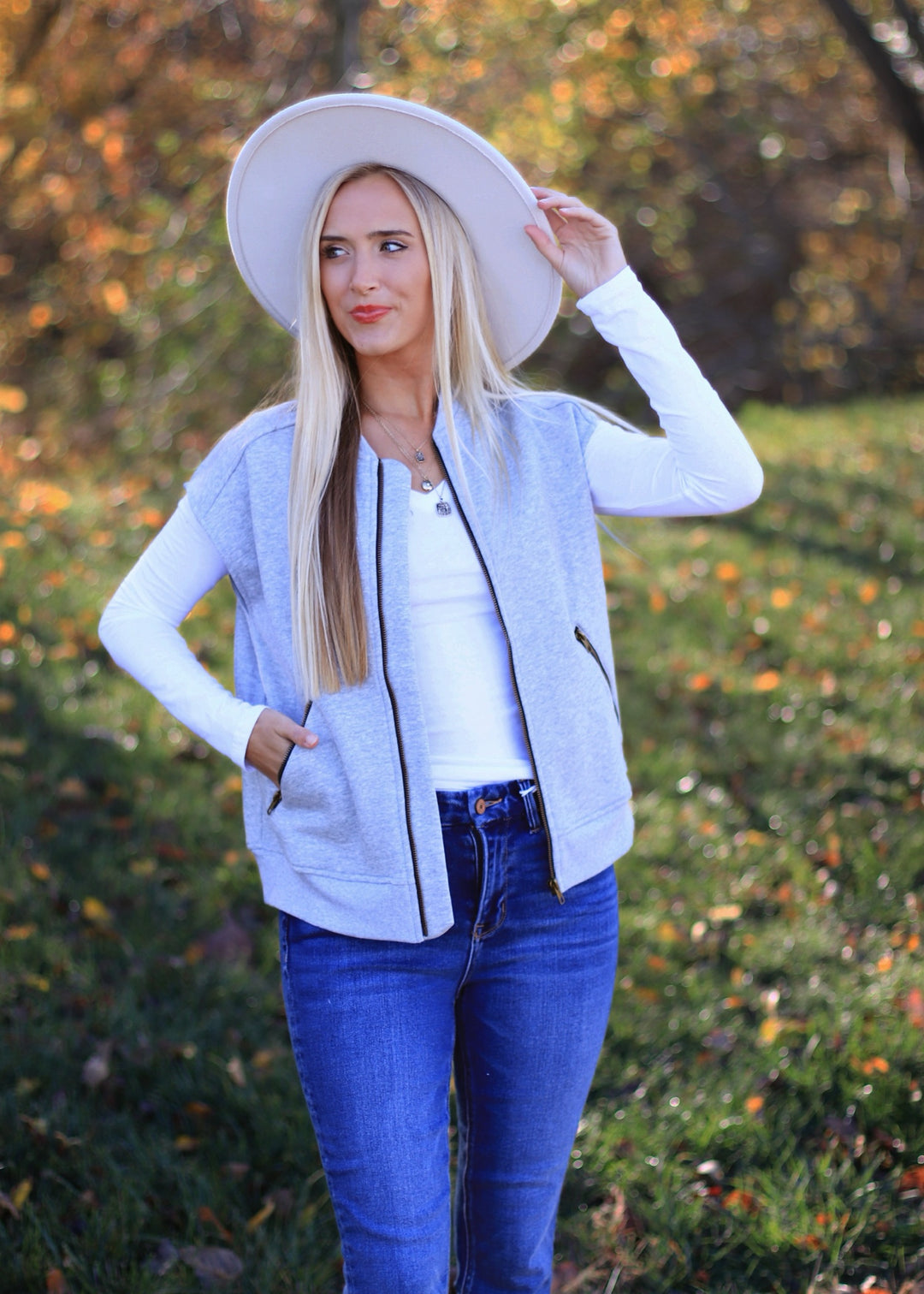 Basic Long Sleve V- Neck Top in White