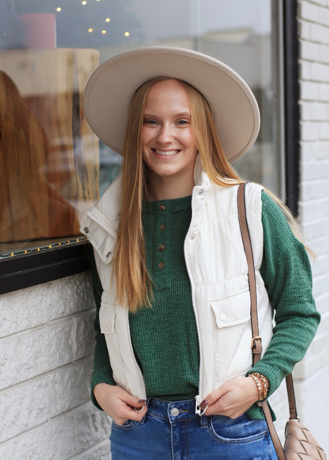 Ryn Cropped Cargo Puffer Vest in Cream