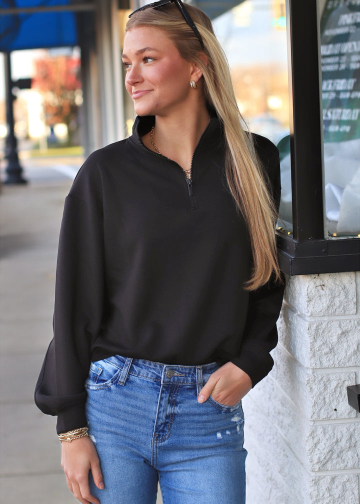 Scuba Half Zip Pullover in Black