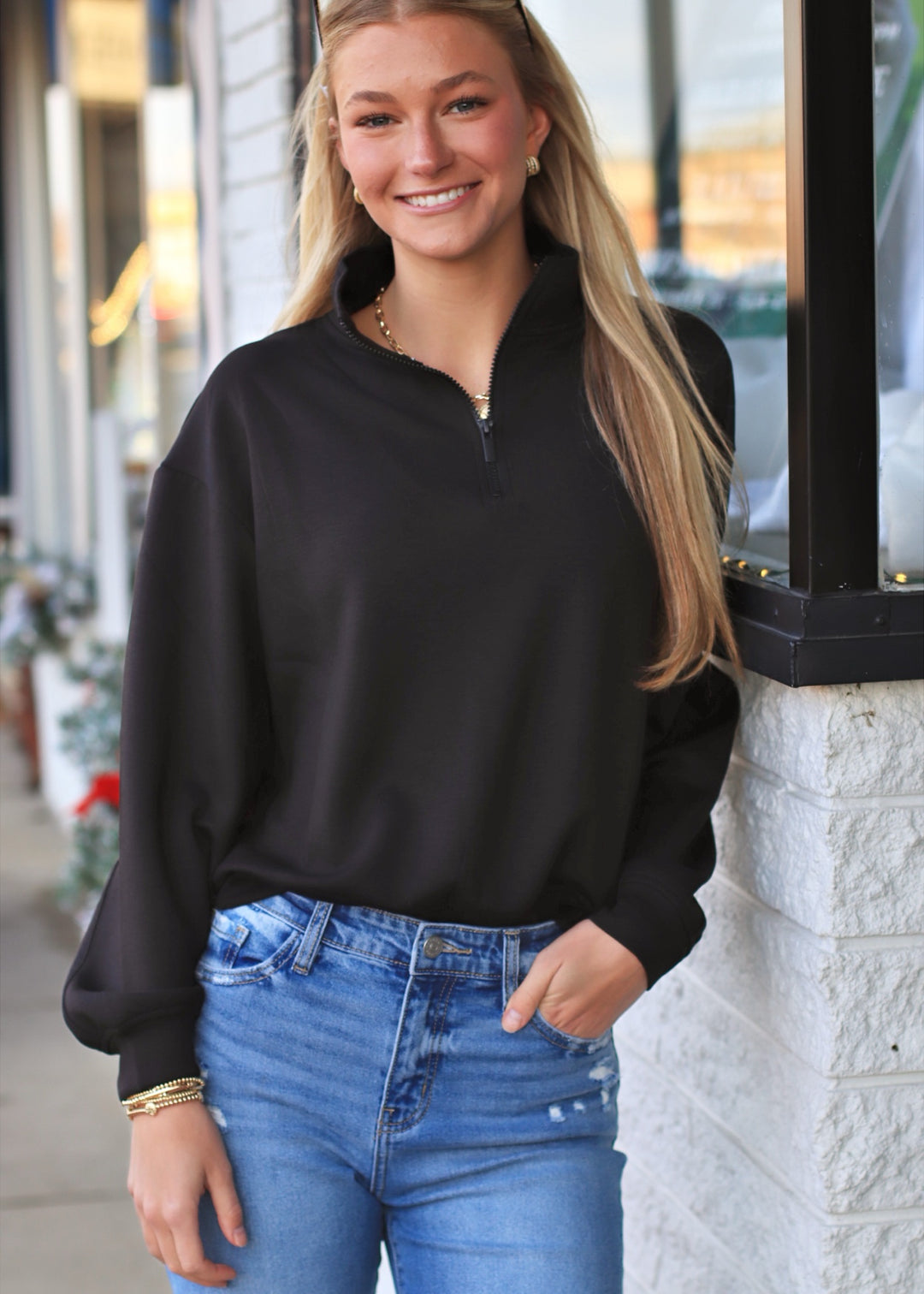 Scuba Half Zip Pullover in Black