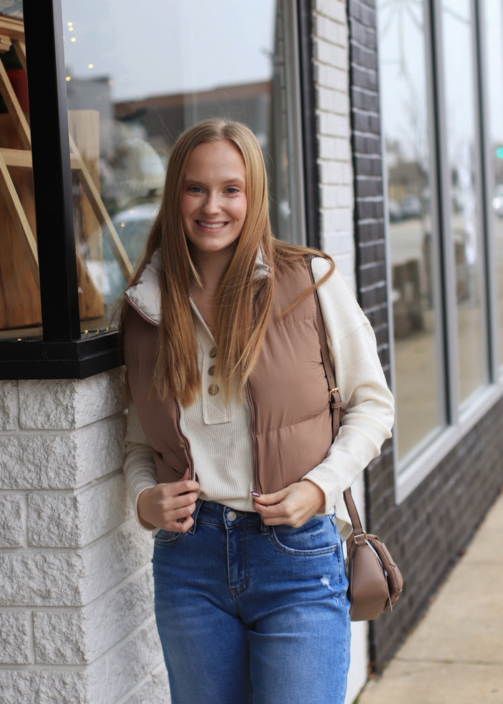 Patty Reversible Zip Up Cropped Puffer Vest Mocha/Ivory