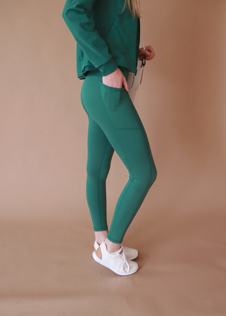 CLEARANCE FINAL SALE Sweetheart Highwaist Pocket Leggings in Hunter Green