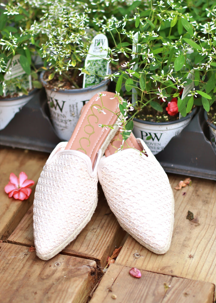 CLEARANCE FINAL SALE Annabelle Rafia Mule - Cream