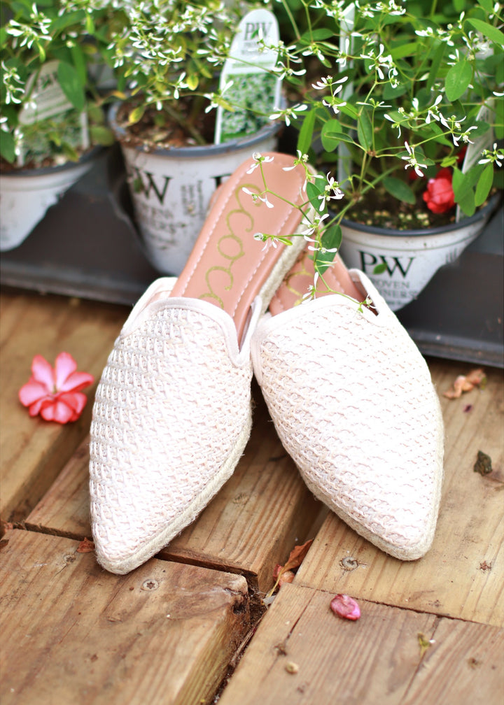 CLEARANCE FINAL SALE Annabelle Rafia Mule - Cream