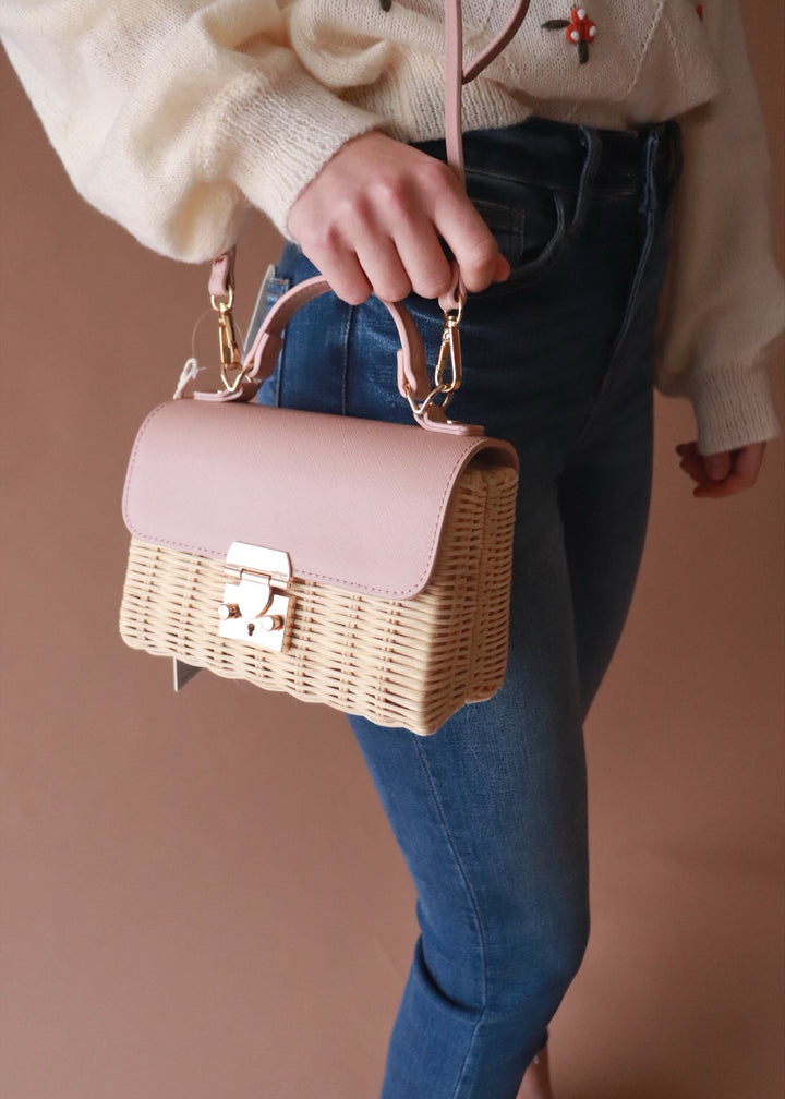 CLEARANCE FINAL SALEMadeline Straw Crossbody in Blush