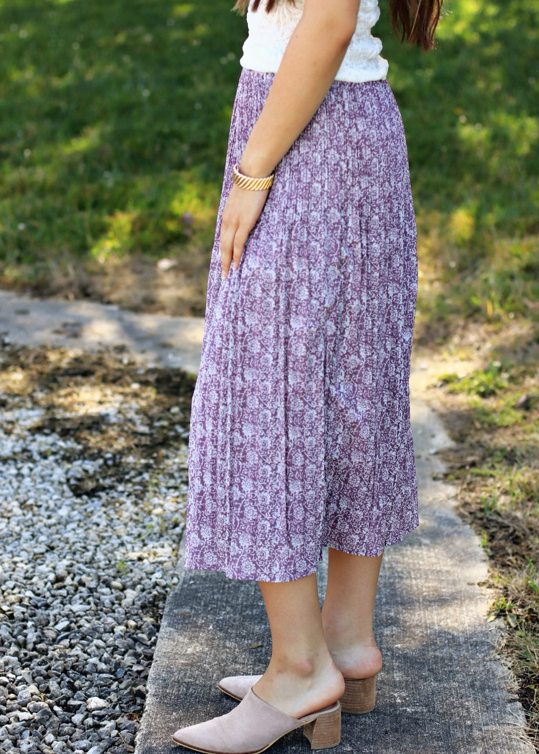 Daisy Short Sleeve Textured Flower Top