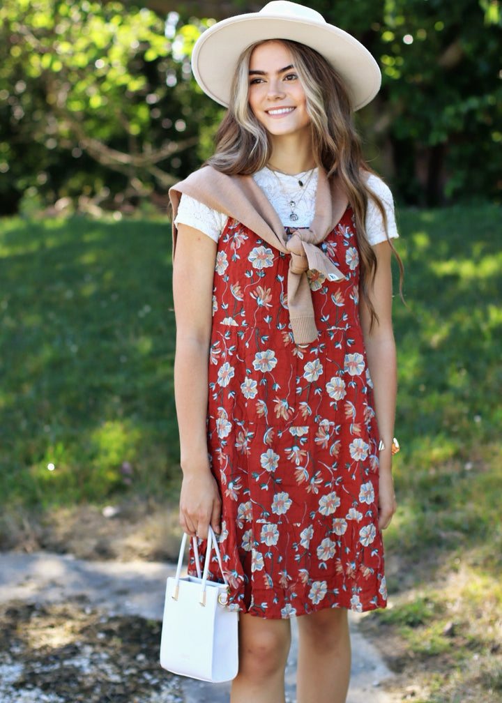 CLEARANCE FINAL SALE  The Maddie Dress in Embedded Petals