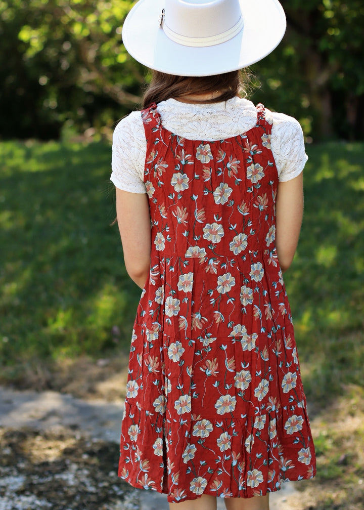 CLEARANCE FINAL SALE  The Maddie Dress in Embedded Petals