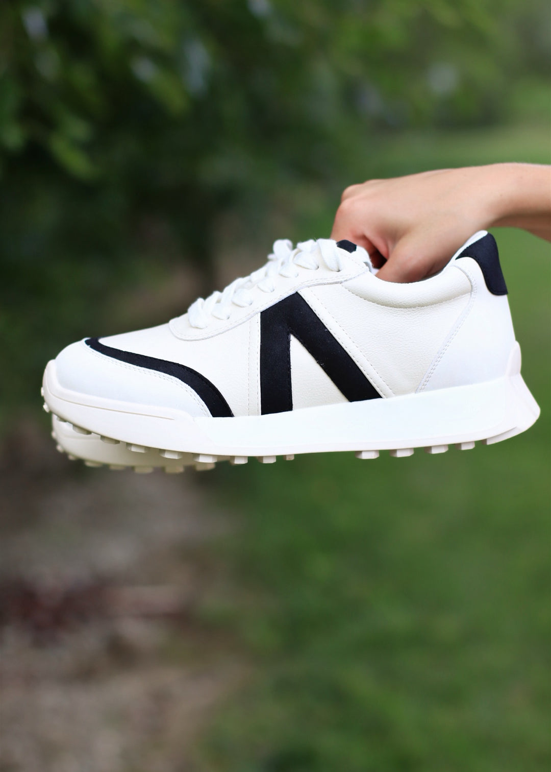 Mia Town White Color Block Sneakers