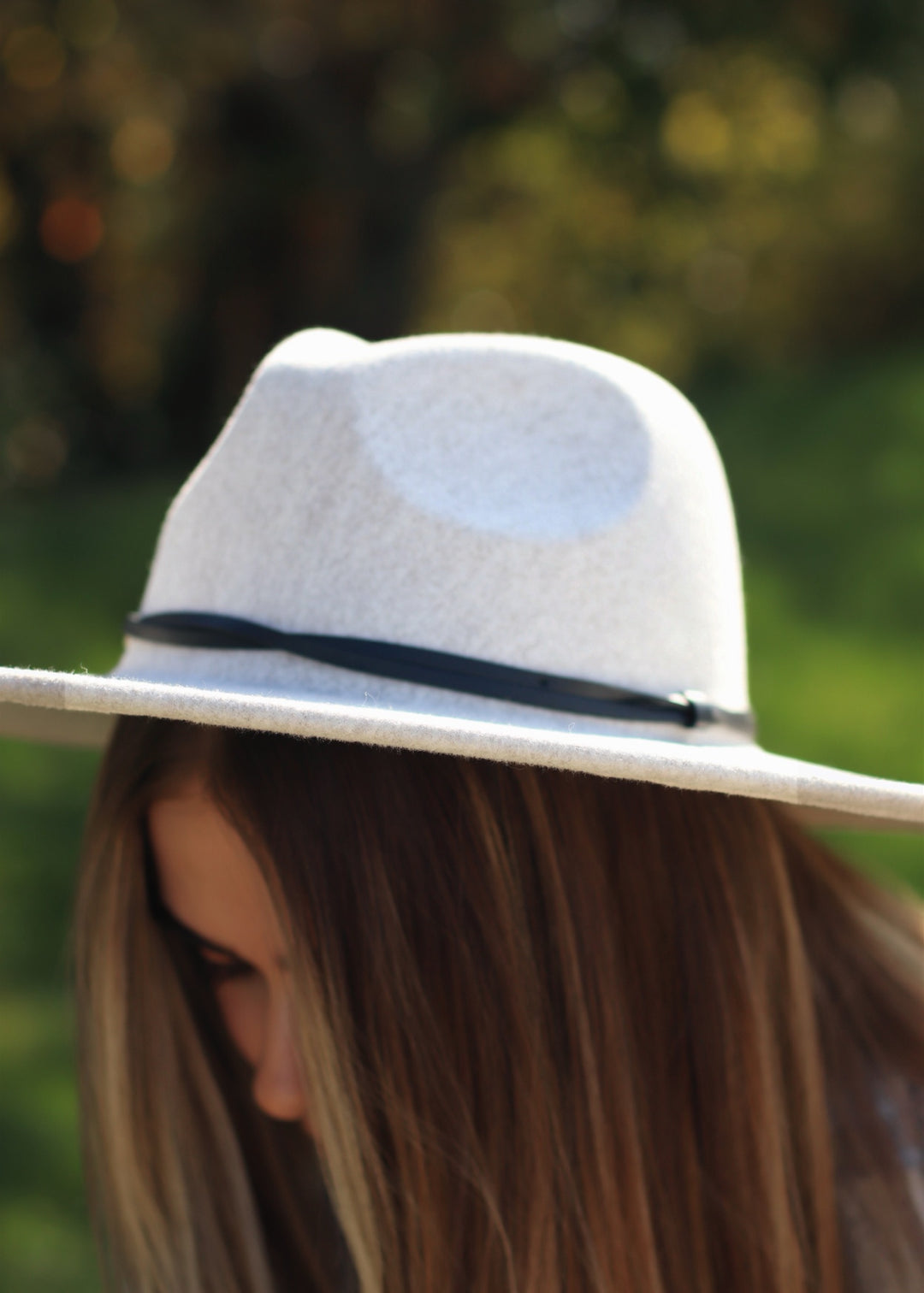 Thin Strap Flat Brim Fedora Hat