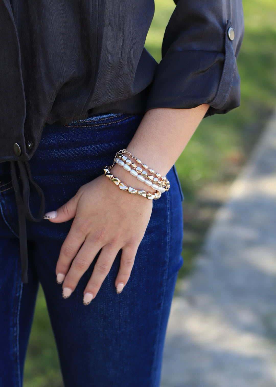 Metallic Round Oval Beaded Bracelet