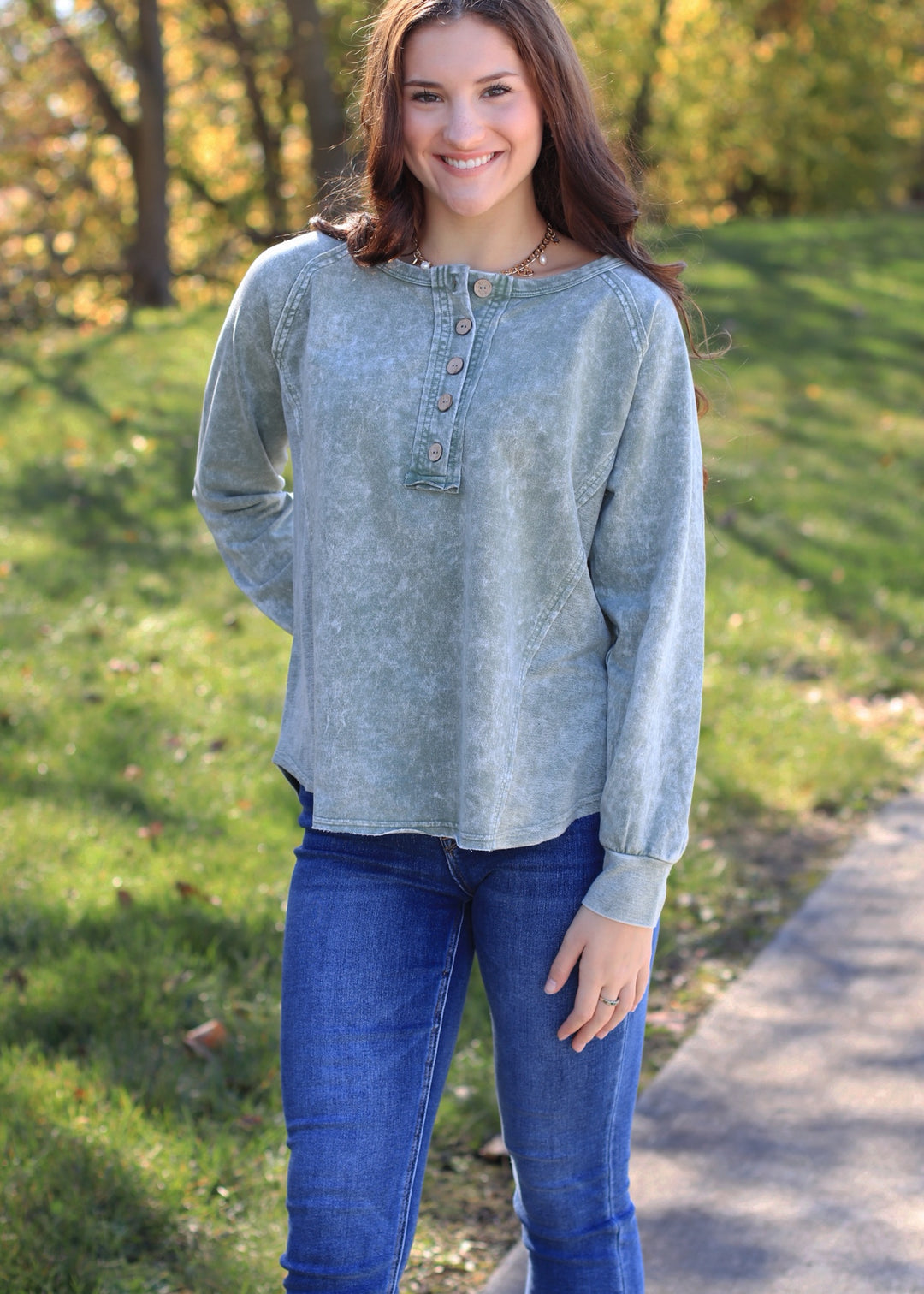 Della Washed Henley Long Sleeve Top in Olive