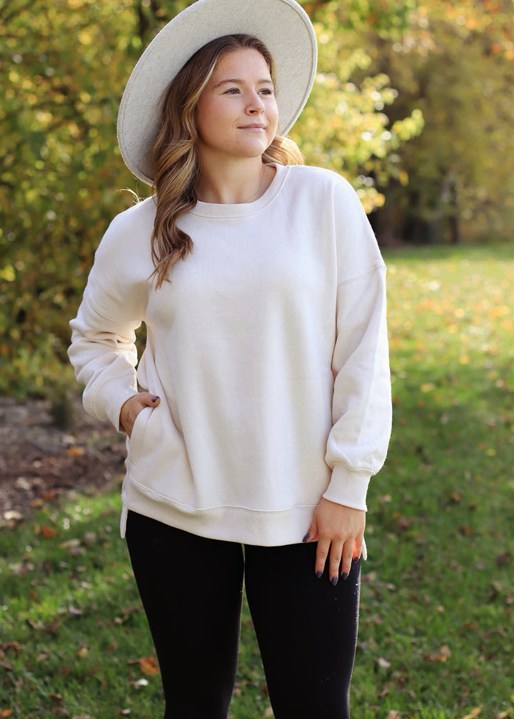 DOORBUSTER Hi-Low Boyfriend Sweatshirt w Pockets