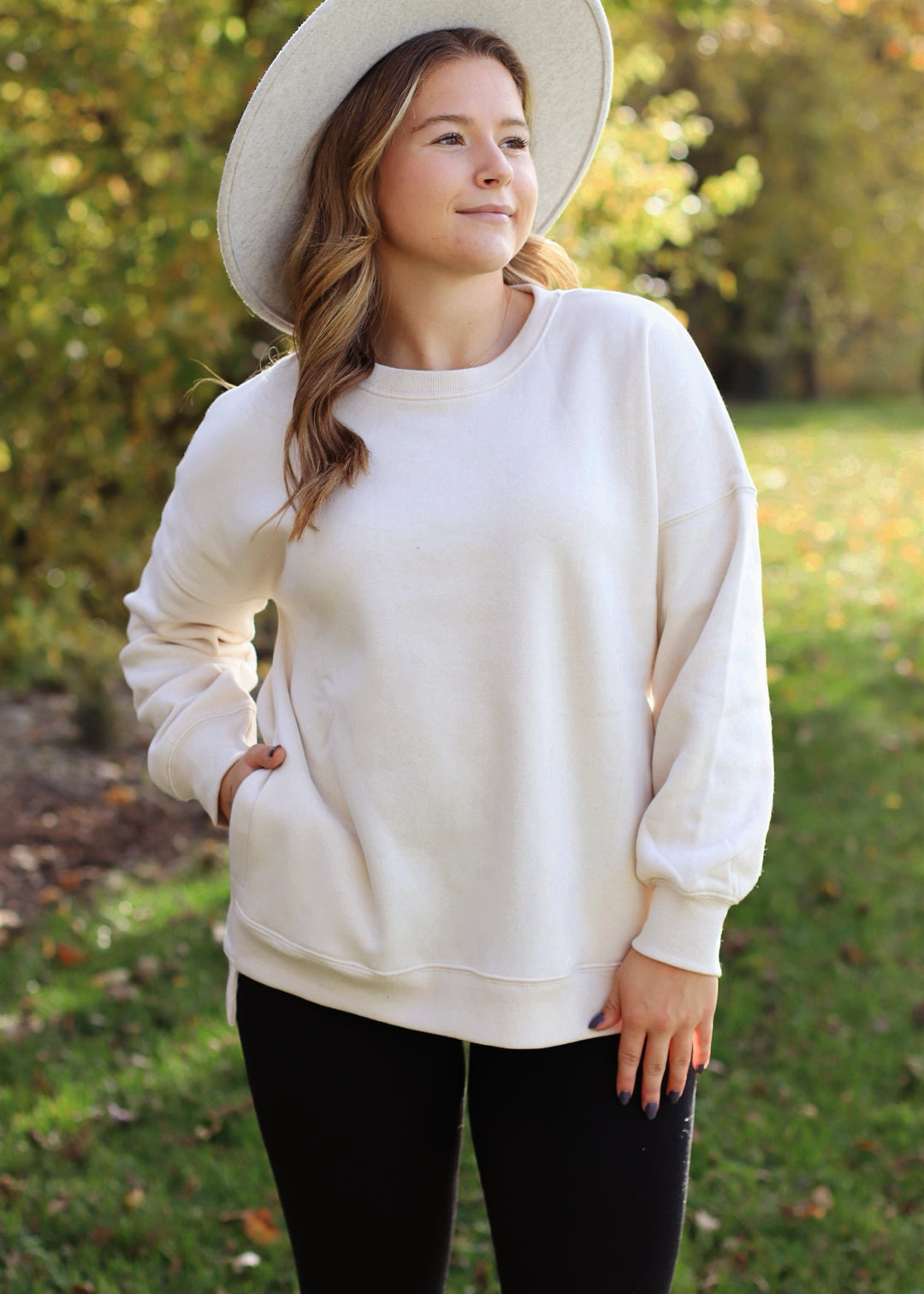 DOORBUSTER Hi-Low Boyfriend Sweatshirt w Pockets