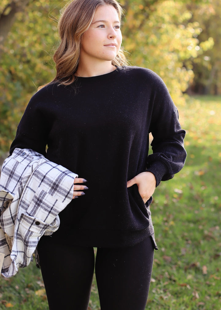 DOORBUSTER Hi-Low Boyfriend Sweatshirt w Pockets