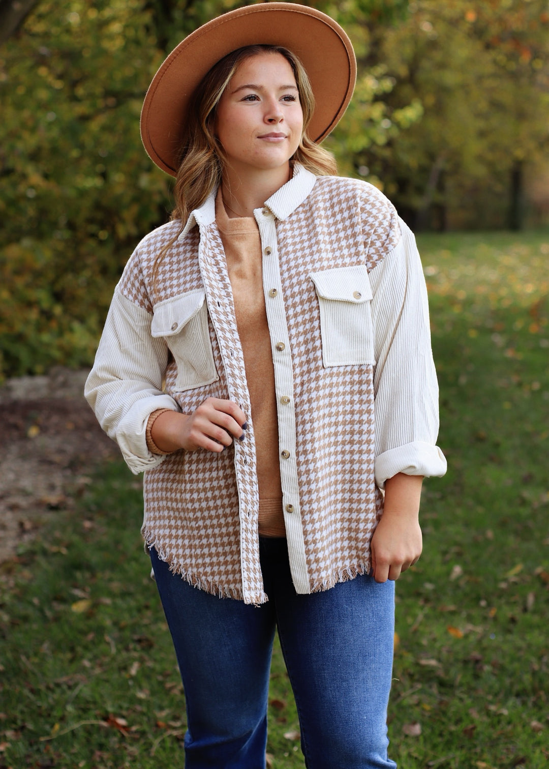 Winifred Colorblock Houndstooth Top in Khaki