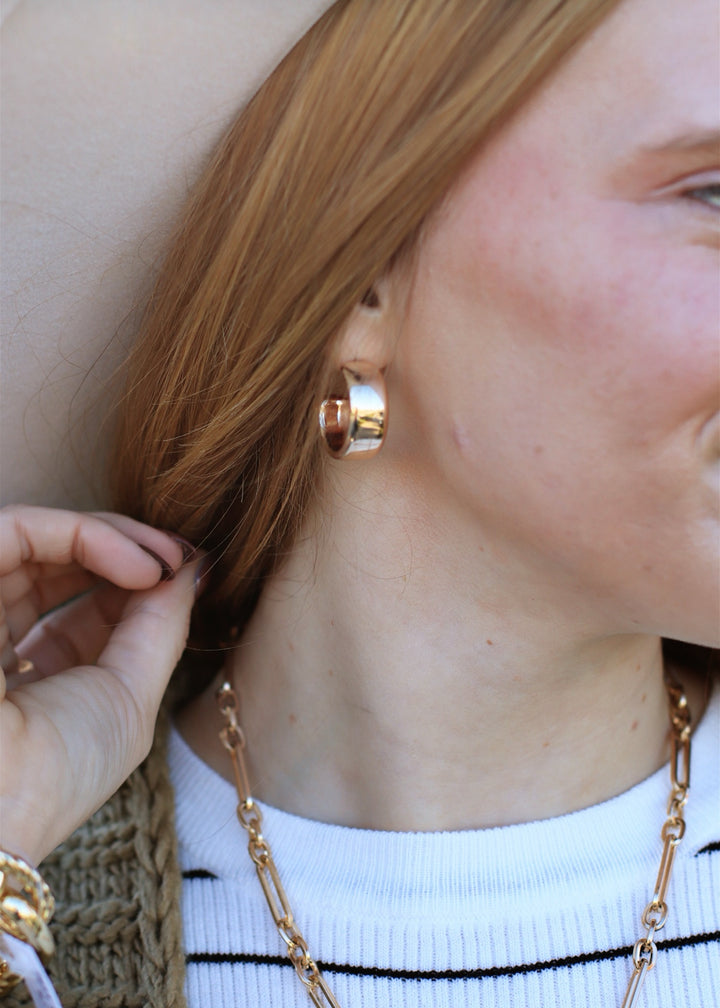 Trina Hoop Earring SHINY GOLD