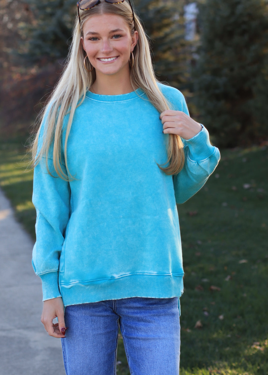 Acid Wash Fleece Hi-Low Pullover in Turquoise