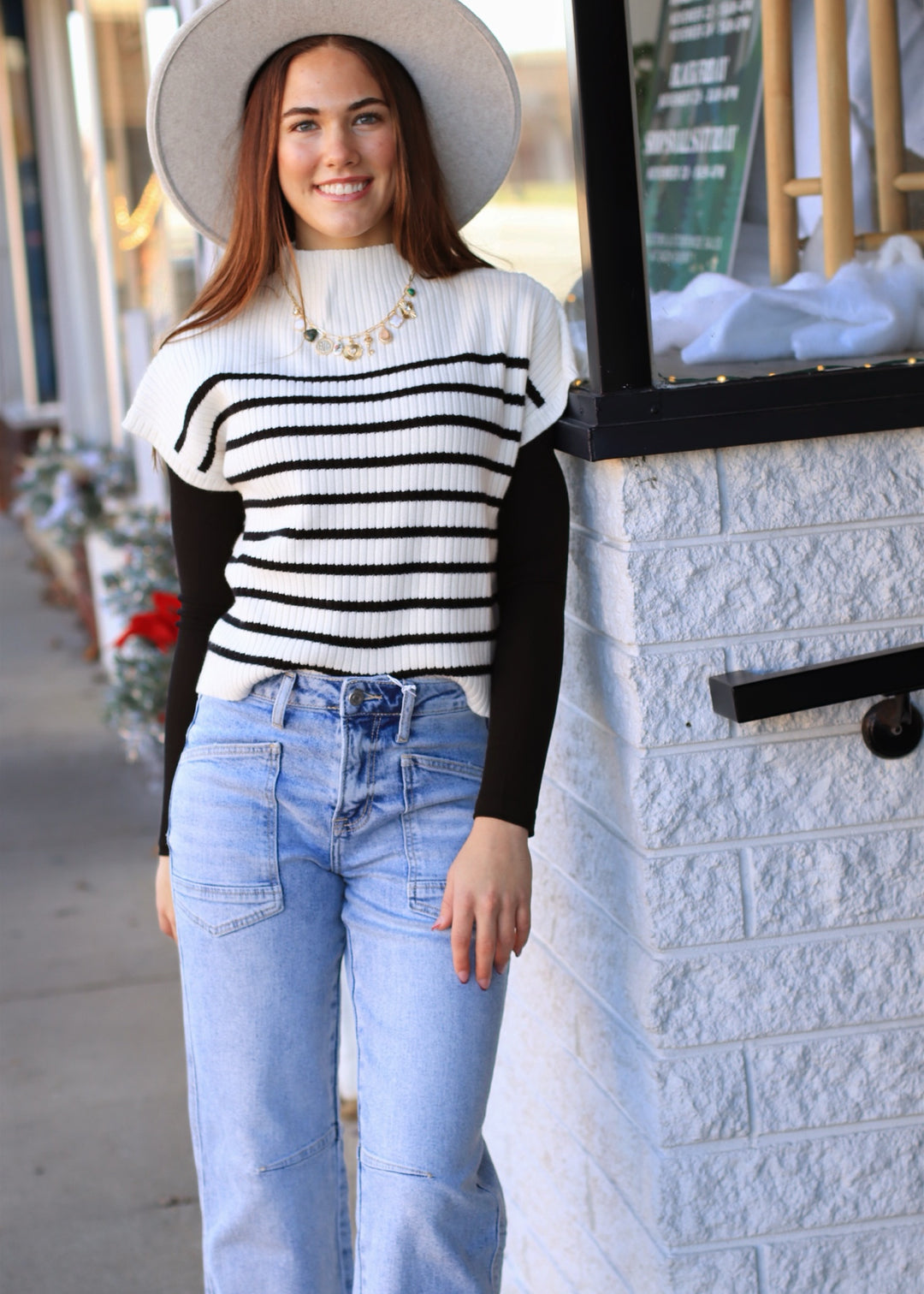 Basic Mock Neck Top in Black