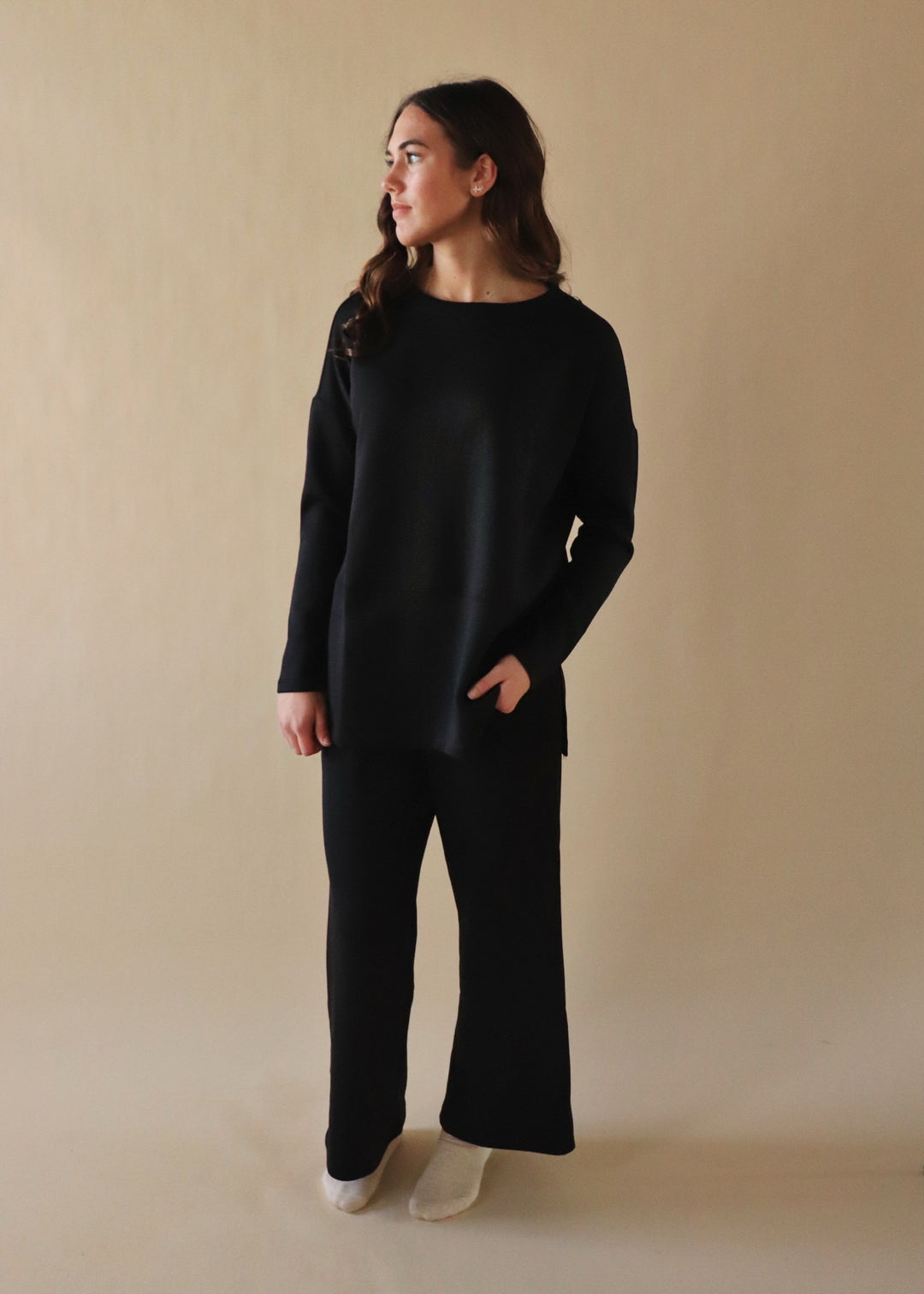 Tunic Top Travel Modal in Black