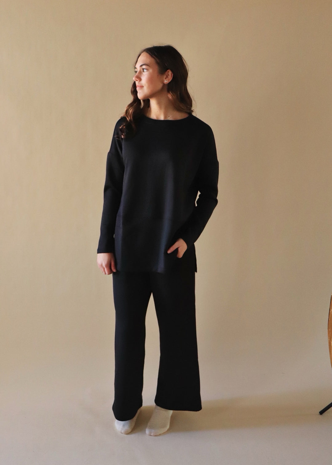 Tunic Top Travel Modal in Black