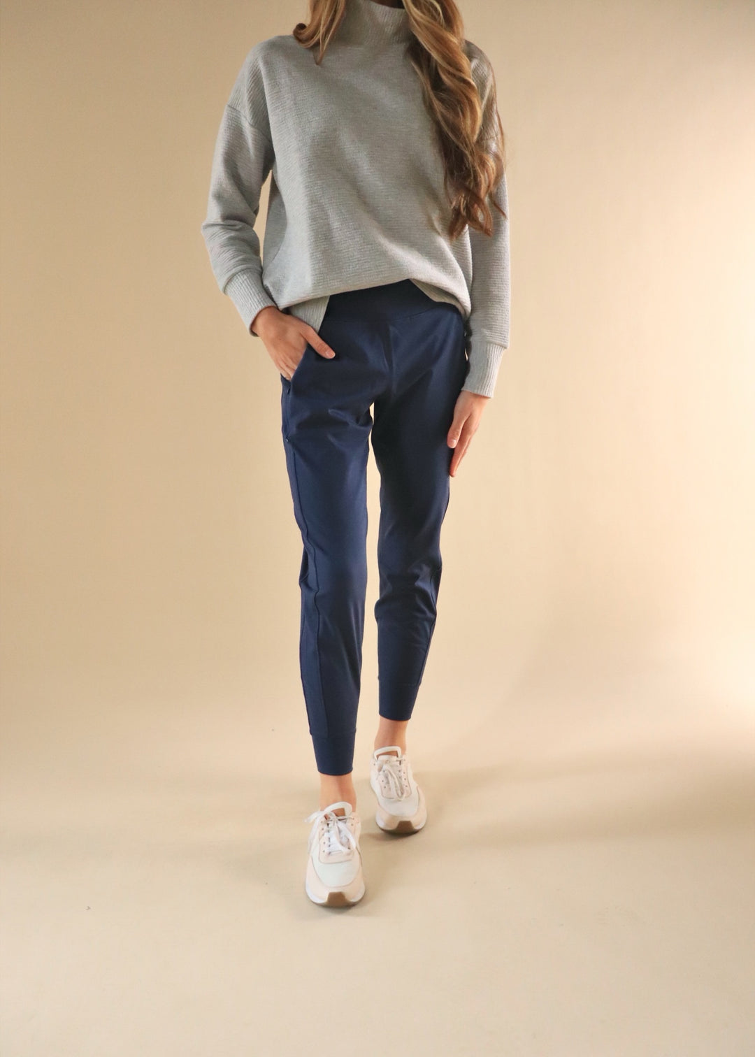 Norah Relaxed Jogger in Indigo