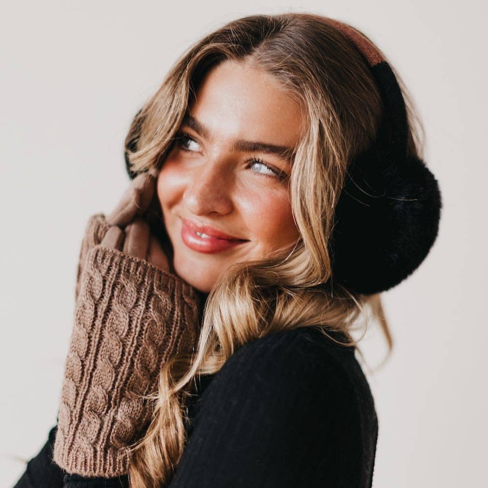 CLEARANCE FINAL SALE In The City Earmuffs: Black