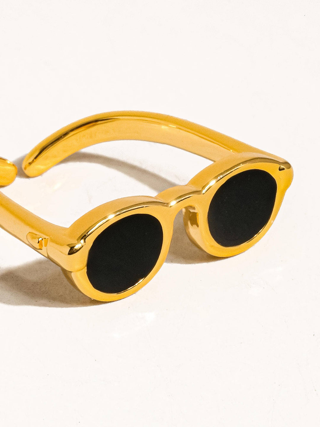 Dean  18K Gold Sunglasses Adjustable Ring