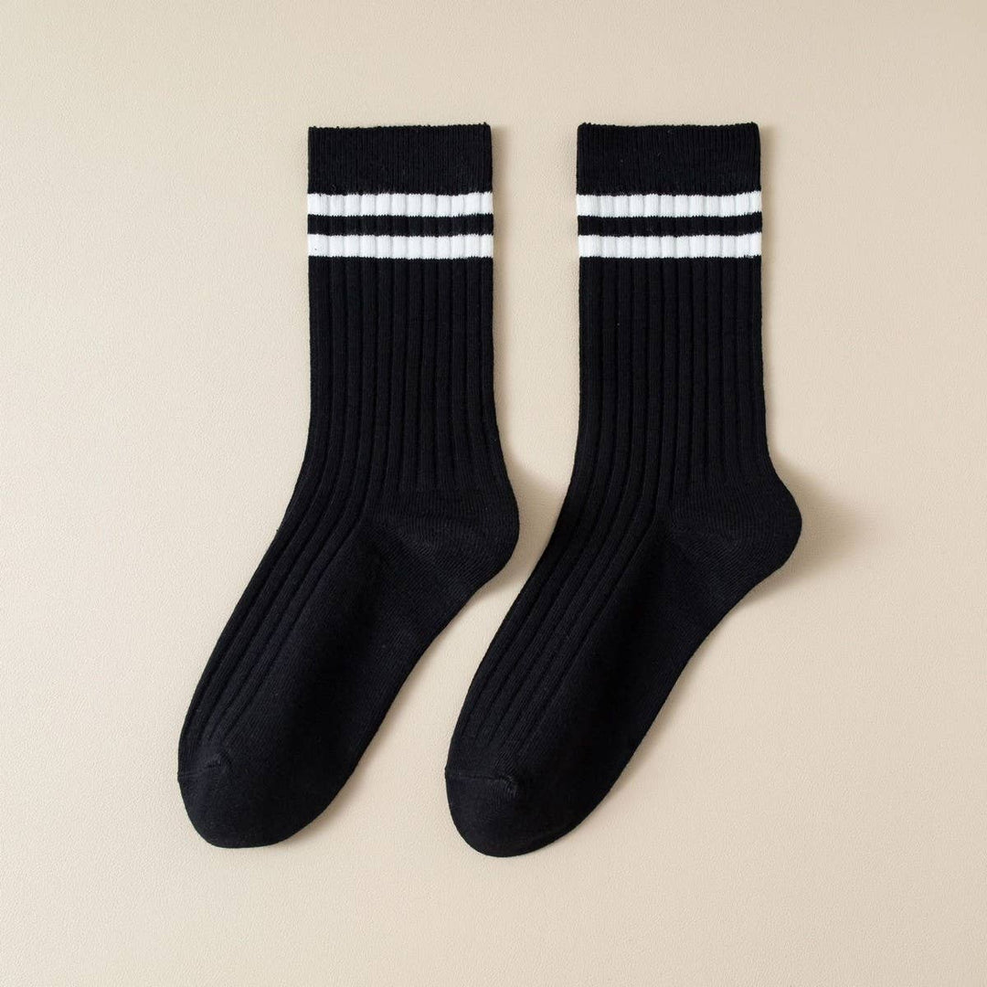 VERTICAL STRIPED COLLEGE STYLE MID-TUBE SOCKS